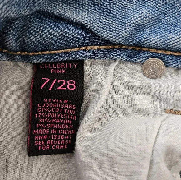 Rolled cuff light blue wash‎ shorts size 7/28 celebrity pink - Picture 4 of 5